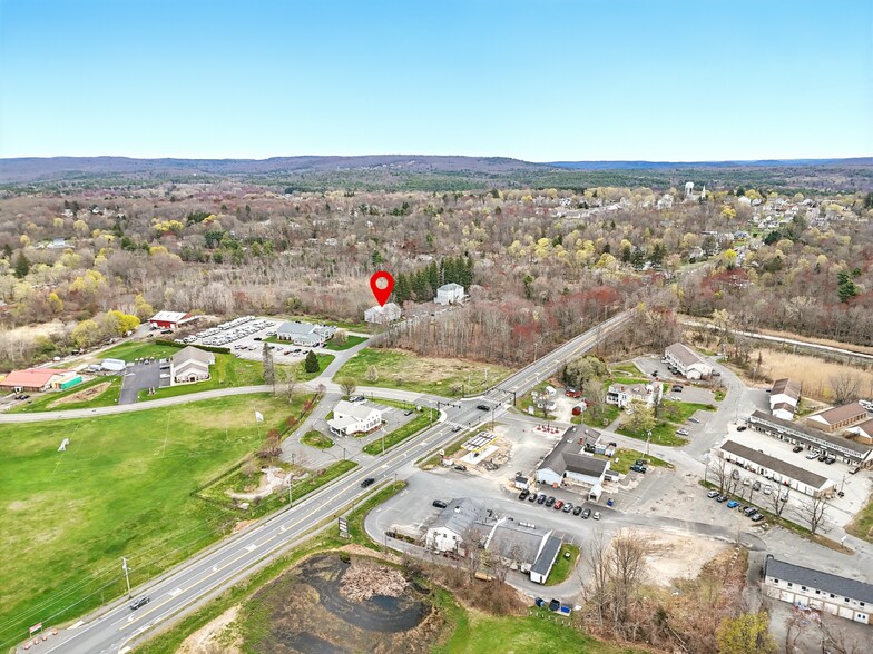More Photos Of 25 Bridge St, Belchertown Office For Sale
