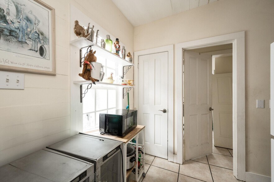 More Photos Of 1213 Eliza St, Key West Multifamily For Sale