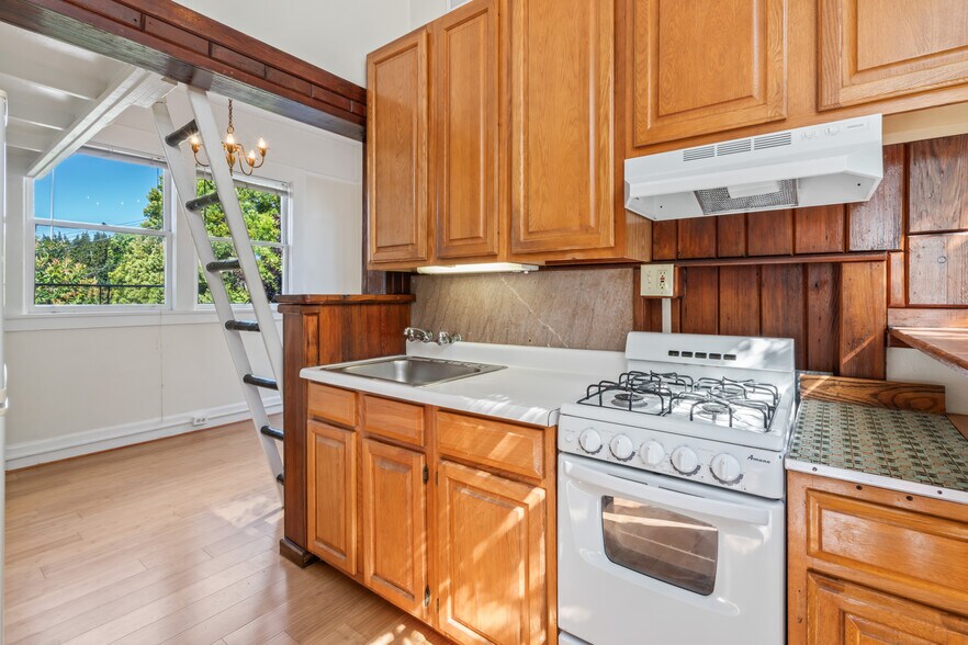 More Photos Of 2332-2334 California Street, San Francisco Apartments For Sale