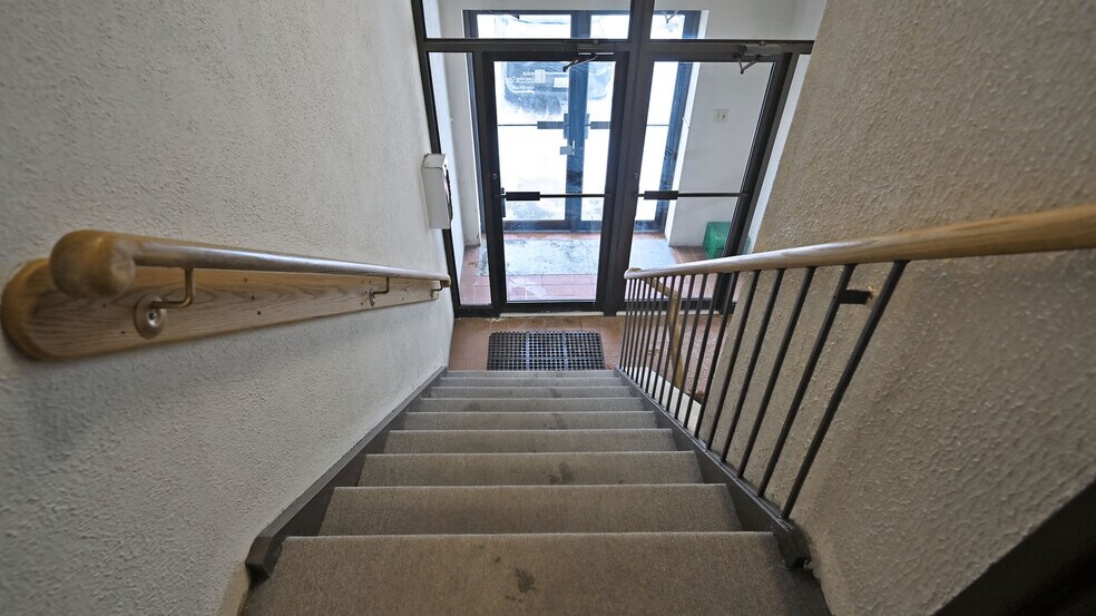 More Photos Of 72 Mill St, Halton Hills Office Residential For Sale