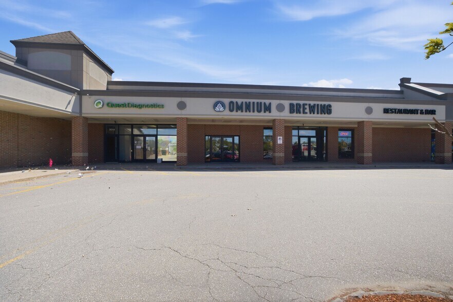 More Photos Of 300 Main St, Nashua Unknown For Lease