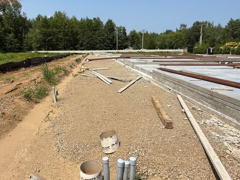 More Photos Of 7 Union Hill Rd, Monroe Township Warehouse For Lease