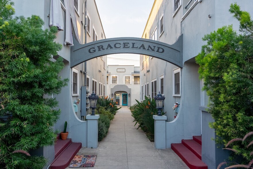 More Photos Of 107-111 N Columbus Ave, Glendale Apartments For Sale