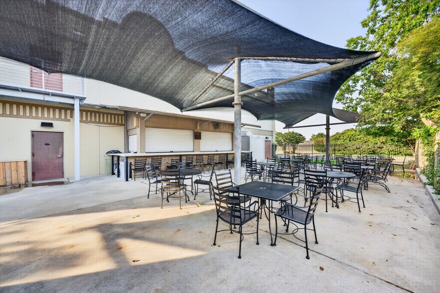 More Photos Of 1271 FM 518 Rd, League City Restaurant For Sale