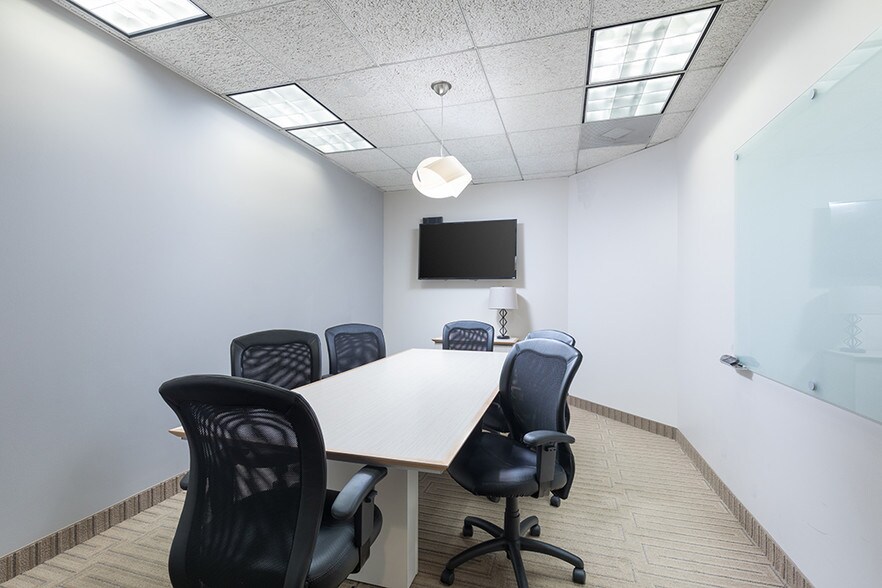 More Photos Of 10866 Wilshire Blvd, Los Angeles Office For Lease