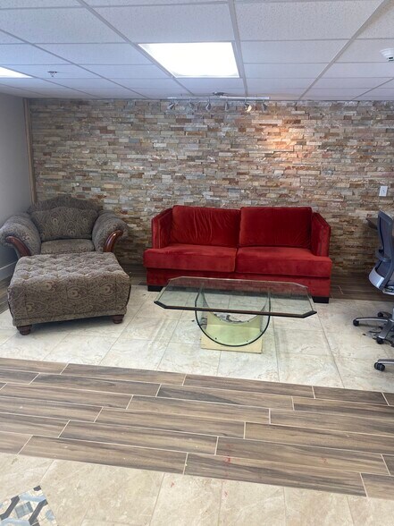 More Photos Of 9117 Columbus Cincinnati Rd, West Chester Healthcare For Lease