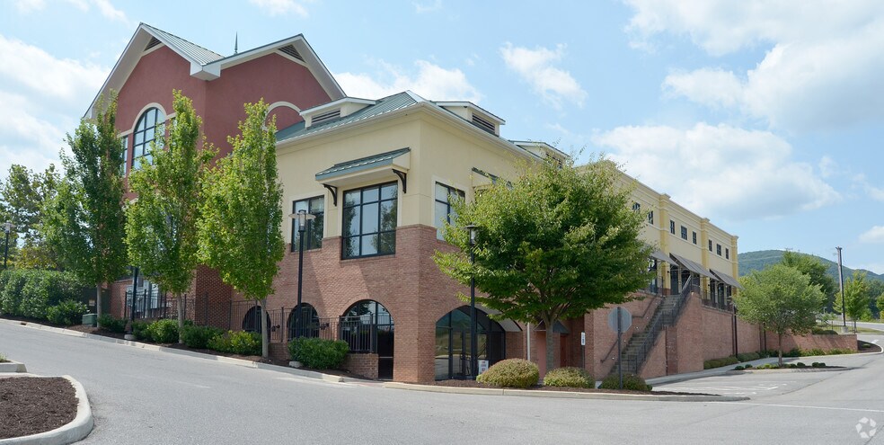 More Photos Of 5036 Keagy Rd, Roanoke General Retail For Lease