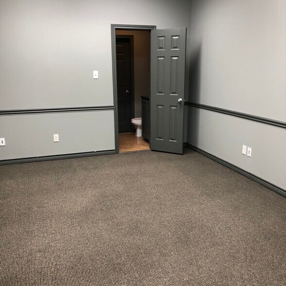 More Photos Of 4545 Old Jacksonville Hwy, Tyler Freestanding For Lease