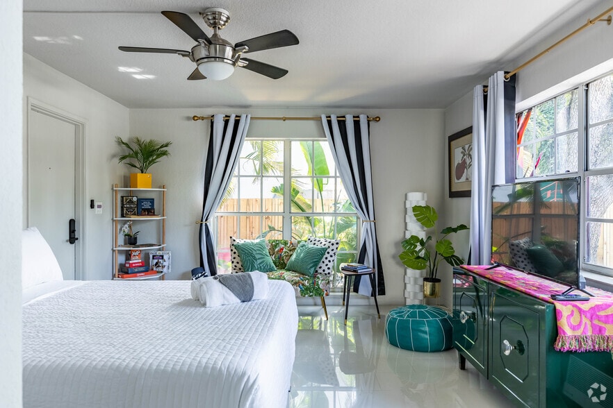 More Photos Of 1007 SE 2nd Ct, Fort Lauderdale Apartments For Sale