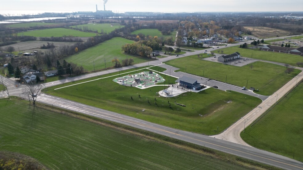 More Photos Of 1879 N Dixie Hwy, Monroe Golf Course Driving Range For Sale