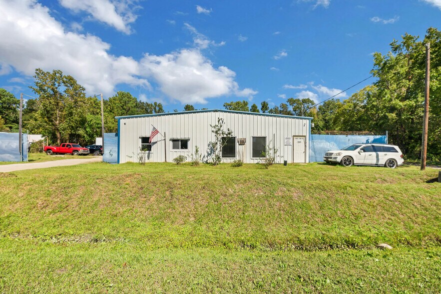 More Photos Of 6650 Jet Park Rd, North Charleston Industrial For Sale
