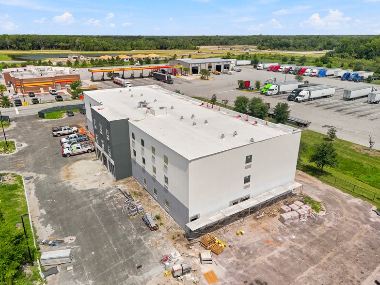More Photos Of 4418 Highway 46, Mims Hotel For Sale