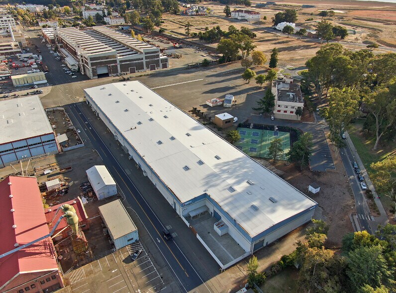 More Photos Of 1175 Railroad Ave, Vallejo Warehouse For Lease