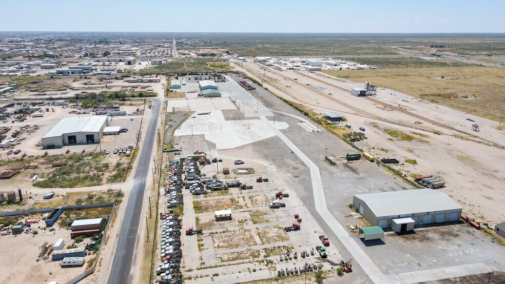 Primary Photo Of 3201 W Murphy St, Odessa Warehouse For Sale