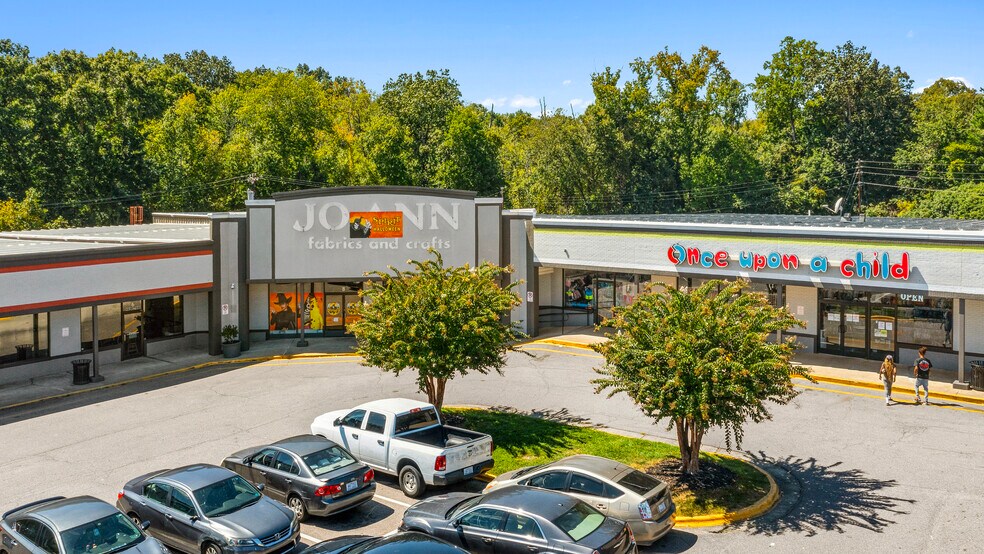 More Photos Of 4516 Durham Chapel Hill Blvd, Durham Auto Dealership For Lease