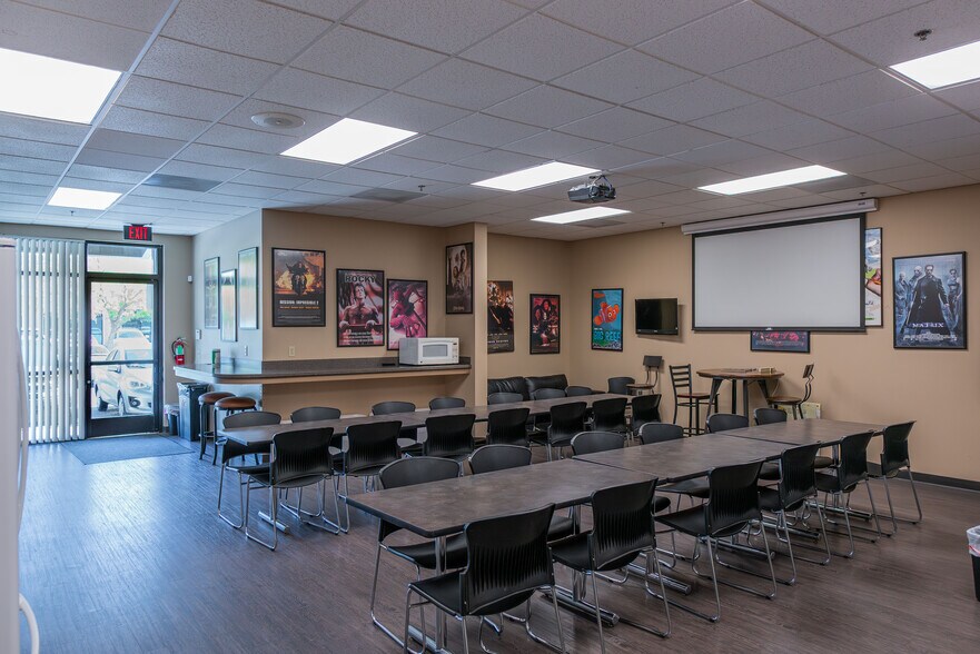 More Photos Of 7330 N Palm Ave, Fresno Office For Lease