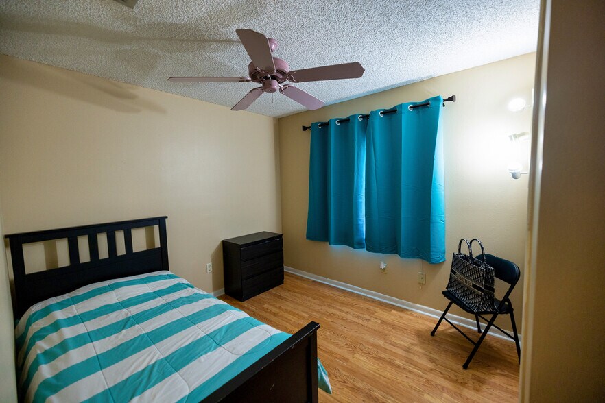 More Photos Of 7128 Wrenwood Cir, Tampa Rehabilitation Center For Sale
