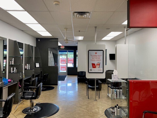 More Photos Of 11175 N Commerce Dr, Champlin Unknown For Lease