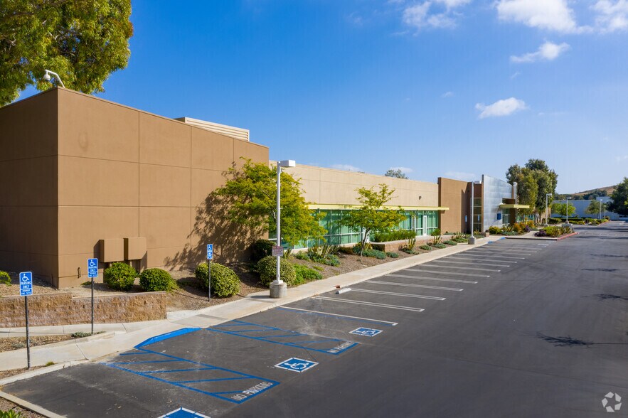 More Photos Of 1535 Rancho Conejo Blvd, Thousand Oaks Unknown For Lease