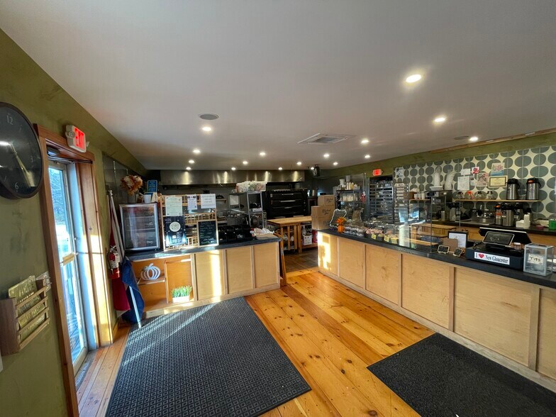 More Photos Of 1055 Lewiston Rd, New Gloucester Restaurant For Sale