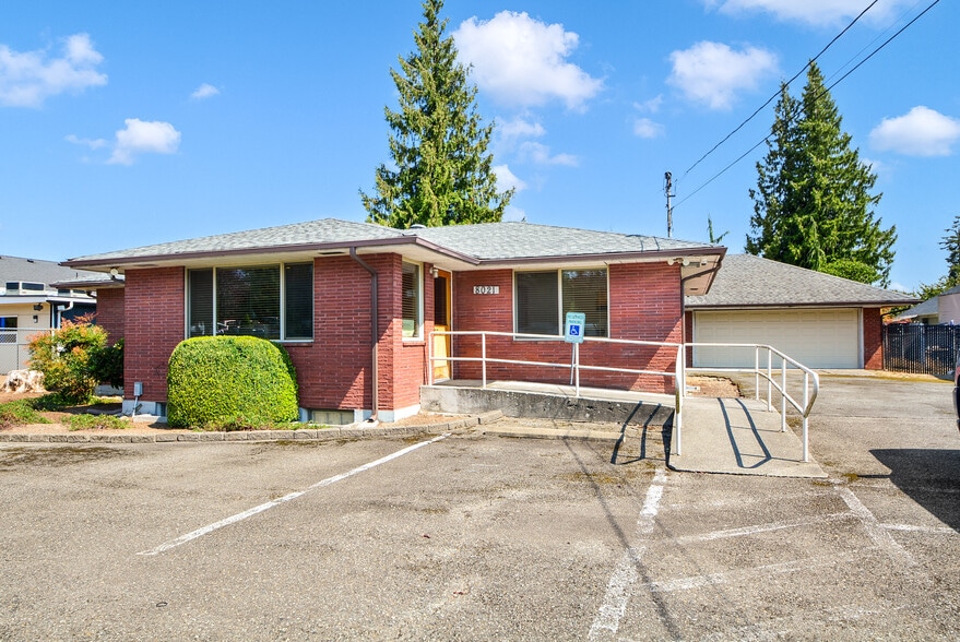 More Photos Of 8021 State Ave, Marysville Office For Sale