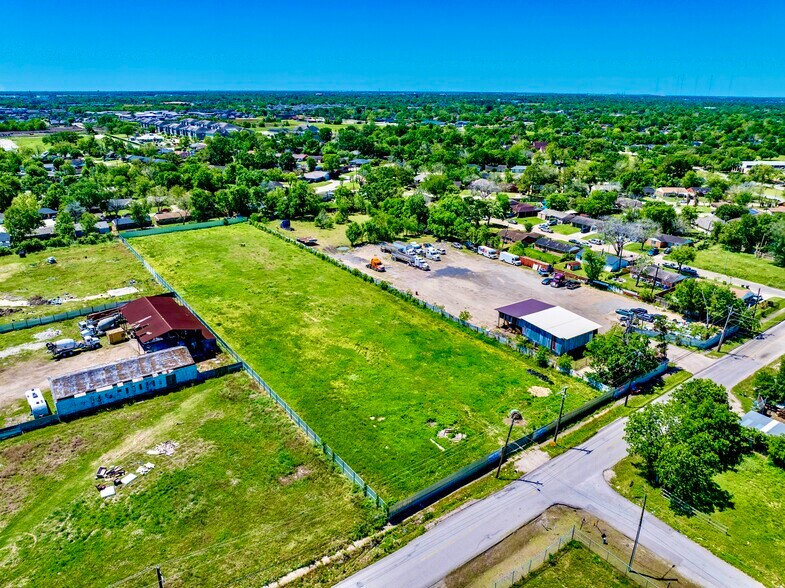 More Photos Of 5620 Acres dr, Houston Land For Lease