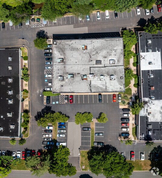 More Photos Of 3412 Progress Dr, Bensalem Light Distribution For Lease