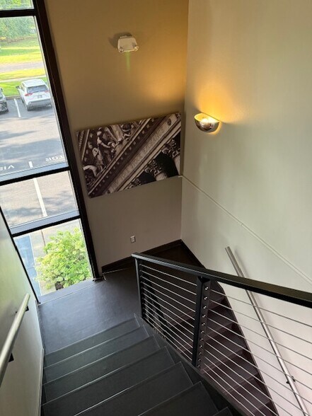 More Photos Of 1351 S Reynolds Rd, Toledo Office For Lease