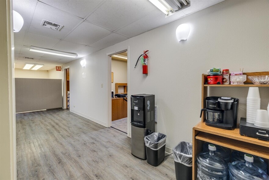 More Photos Of 1504 Stubbs Ave, Monroe Office For Sale