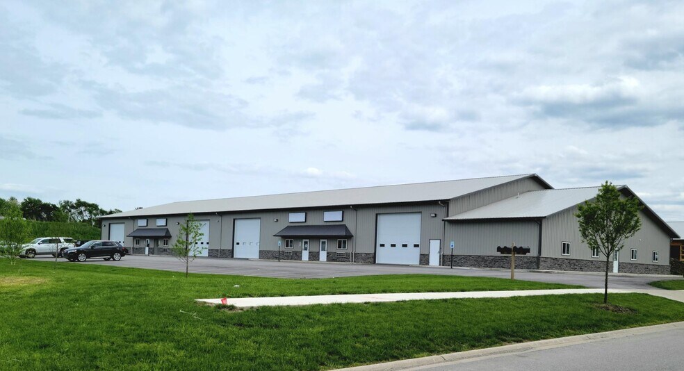 Primary Photo Of 8203 Taney Pl, Merrillville Manufacturing For Sale