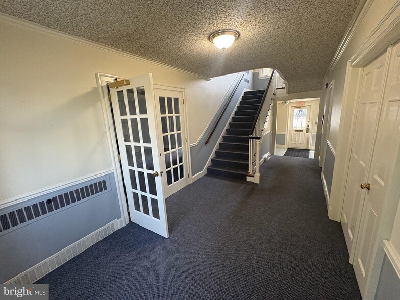 More Photos Of 1500 Lititz Pike, Lancaster Office Residential For Sale
