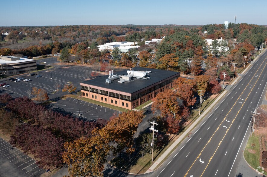 More Photos Of 4 Crosby Dr, Bedford Unknown For Lease