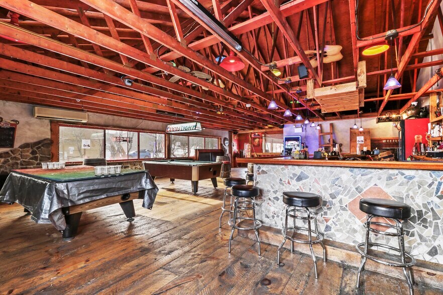 More Photos Of 3827 PA-115, Blakeslee Restaurant For Sale