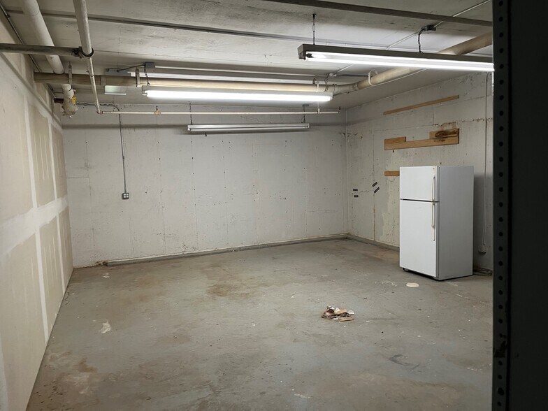 More Photos Of 10 W 46th St, New York Office For Sale