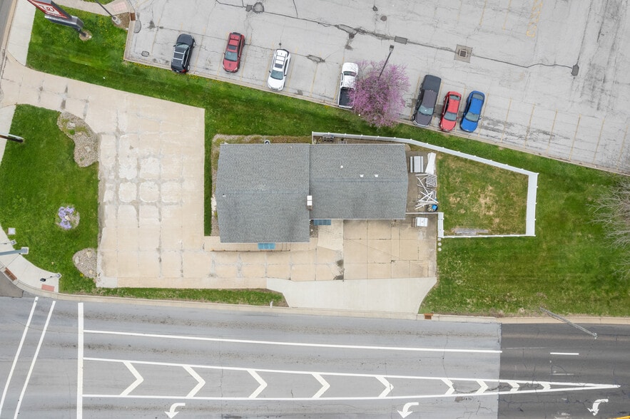 More Photos Of 5112 Portage St NW, North Canton Office For Sale