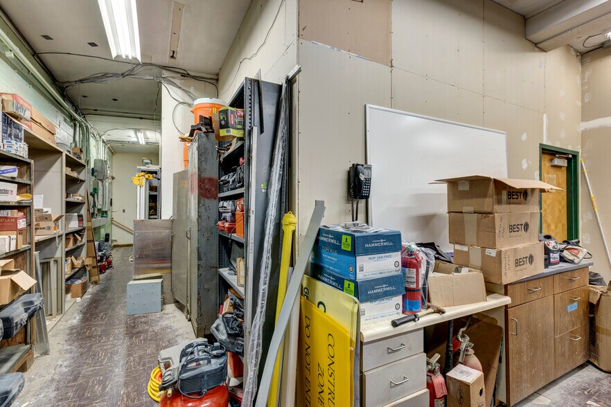 More Photos Of 1355 N Main St, Hampstead Office For Sale