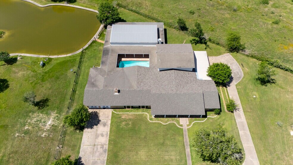 More Photos Of 3345 E Austin St, Giddings Land For Sale