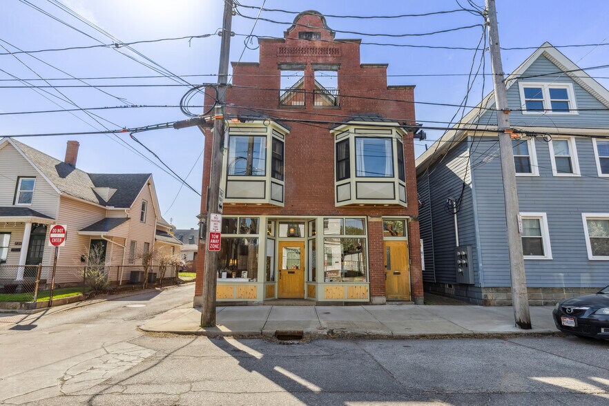 More Photos Of 801 Literary Rd, Cleveland Storefront Retail Residential For Sale