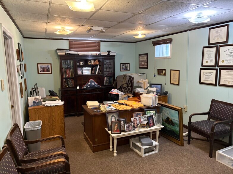 More Photos Of 906 Abercorn St, Savannah Office For Sale