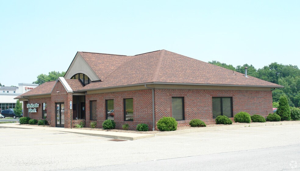 Primary Photo Of 600 Walmart Dr, Gibsonia Bank For Sale