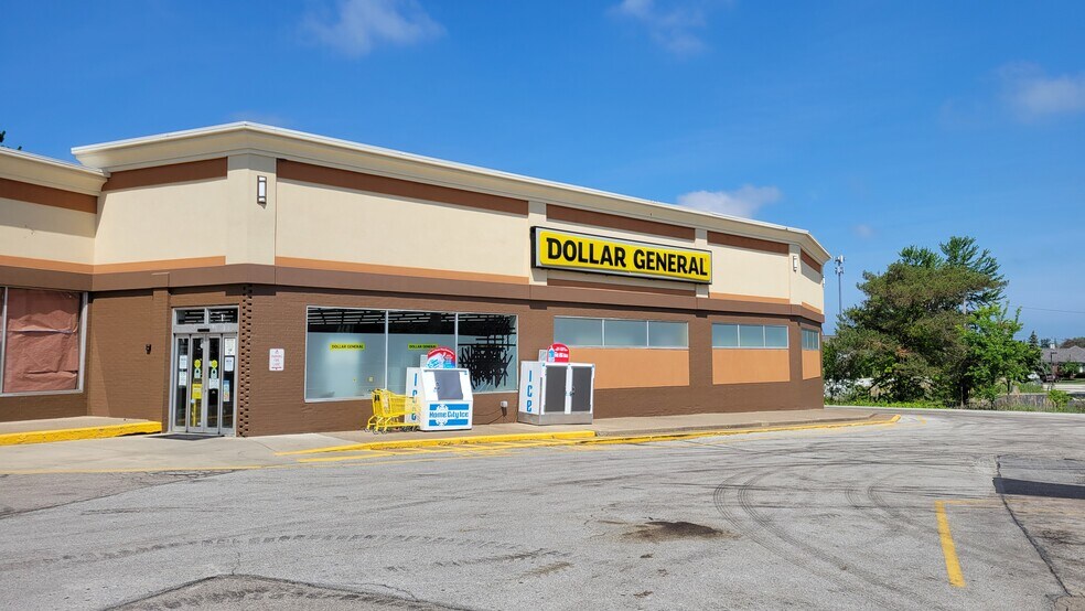 More Photos Of 9853 Johnnycake Ridge Rd, Mentor Unknown For Lease