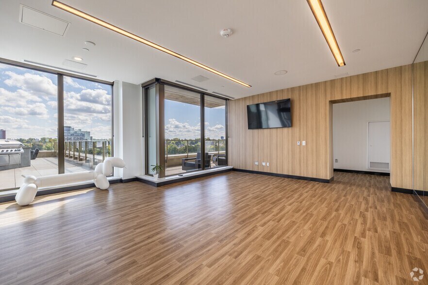 More Photos Of 300 Mcrae Av, Ottawa Apartments For Lease