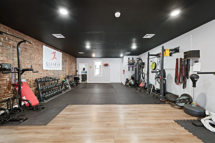 More Photos Of 993-995 Broadway, Bayonne Storefront Retail Residential For Sale