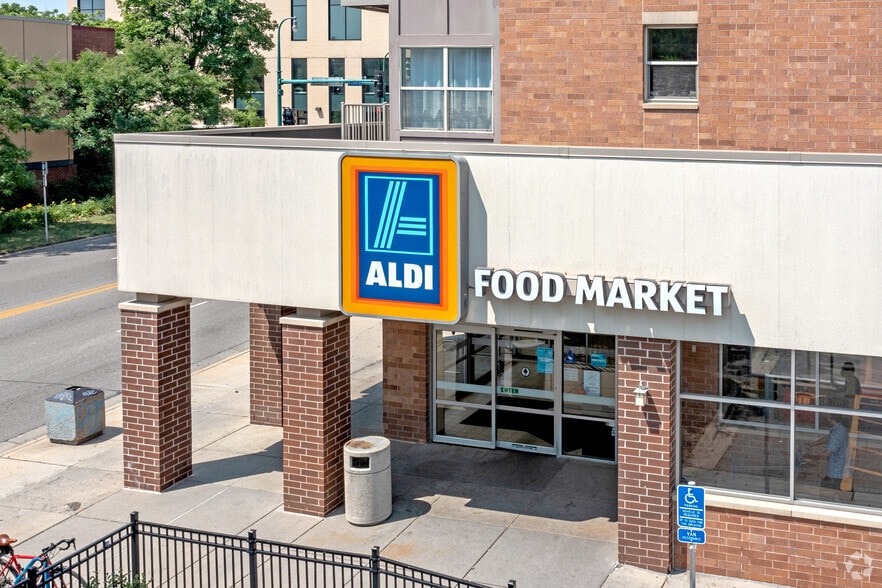 More Photos Of 2100-2218 Lake St E, Minneapolis Unknown For Lease