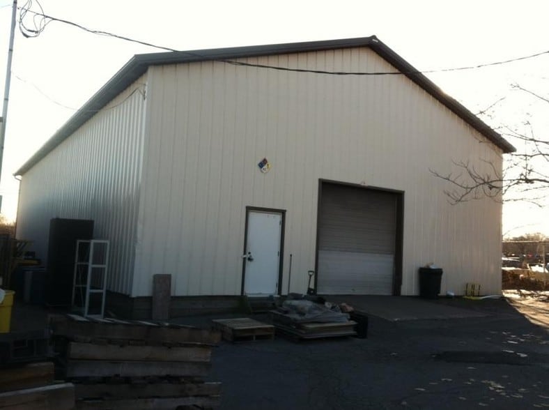 More Photos Of 1057-1071 Market St, Paterson Service For Lease