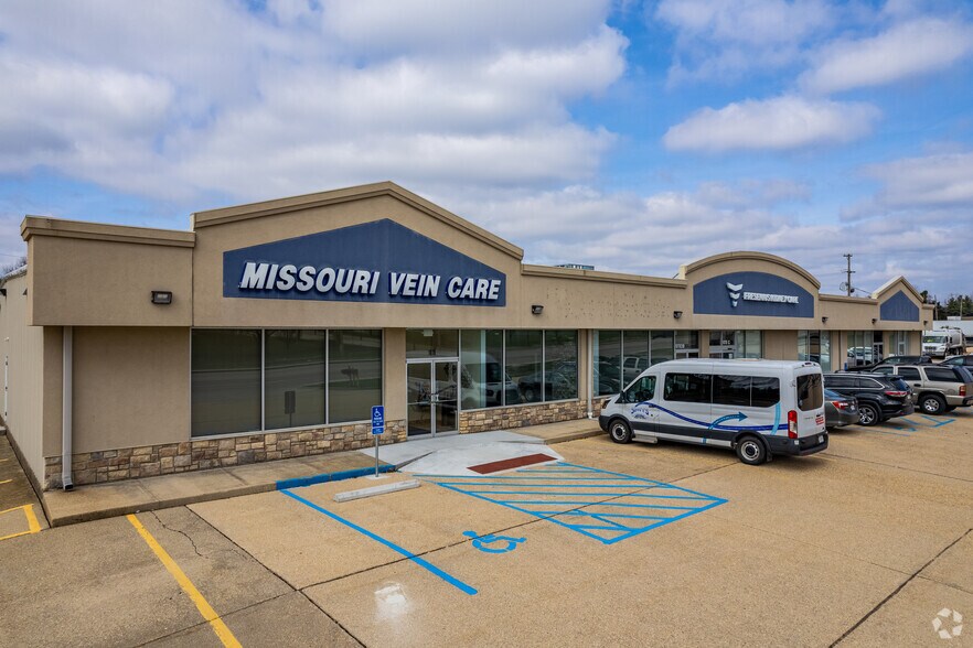 Primary Photo Of 1070 S Bishop Ave, Rolla Storefront For Lease