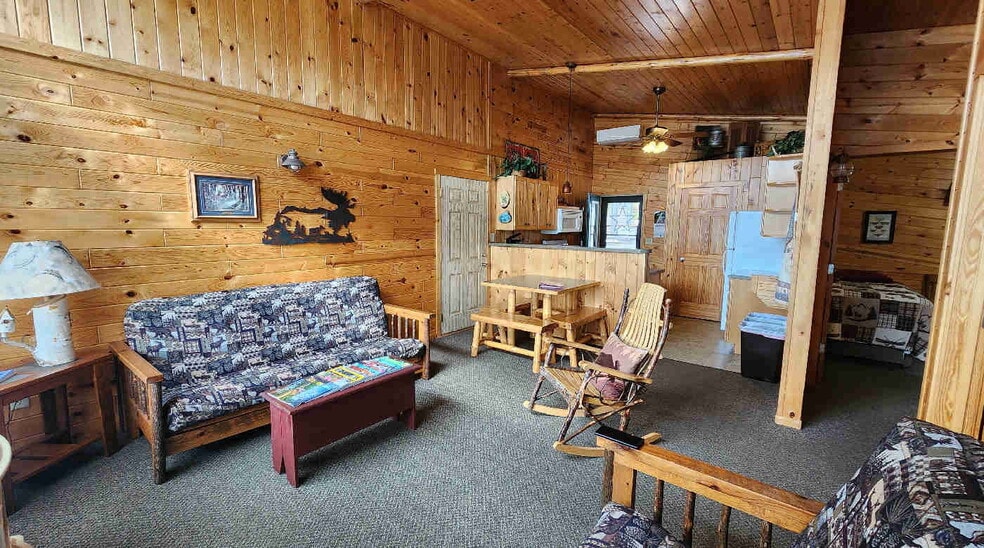 More Photos Of 19222 Echo Ridge Dr, Nevis Hotel For Sale