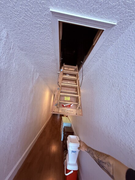 More Photos Of 21 Main St, Titusville General Retail For Sale