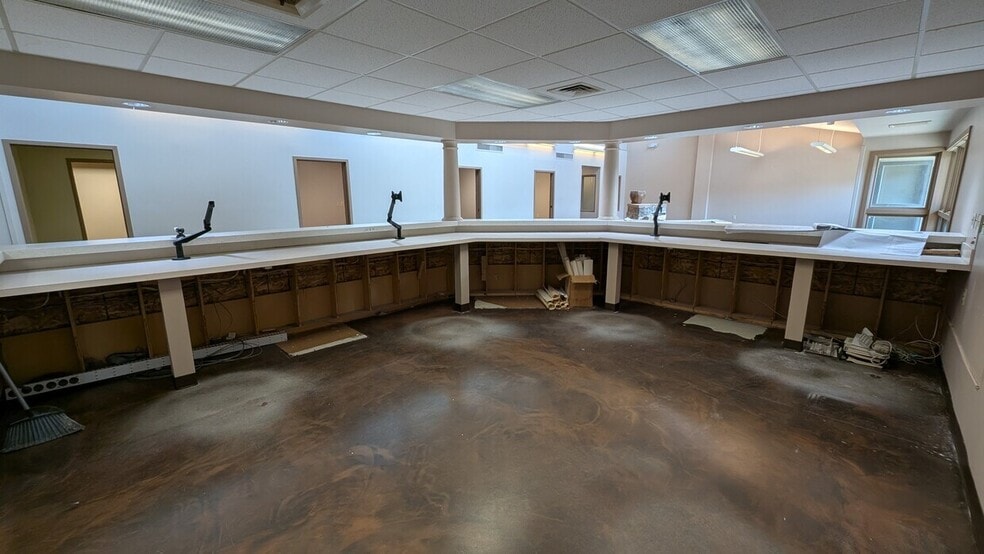 More Photos Of 12555 SR 23 SR 23, Granger Office For Lease