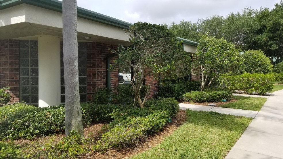 More Photos Of 4525 140th Ave N, Clearwater Loft Creative Space For Lease